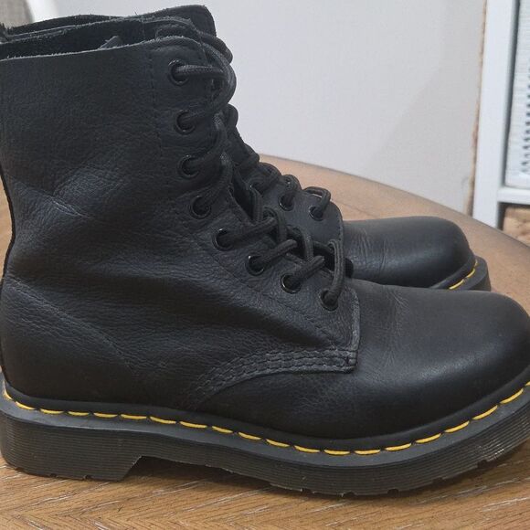 Dr Martens 1460 Pascal Womans Leather Black Boots, Size 7 - Picture 8 of 14